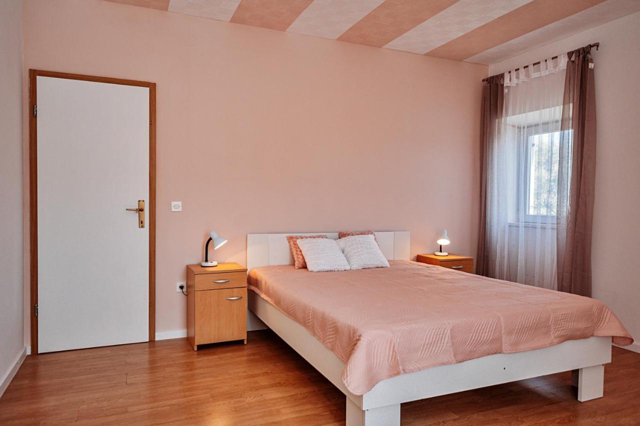 Rooms Emilija Божава Экстерьер фото